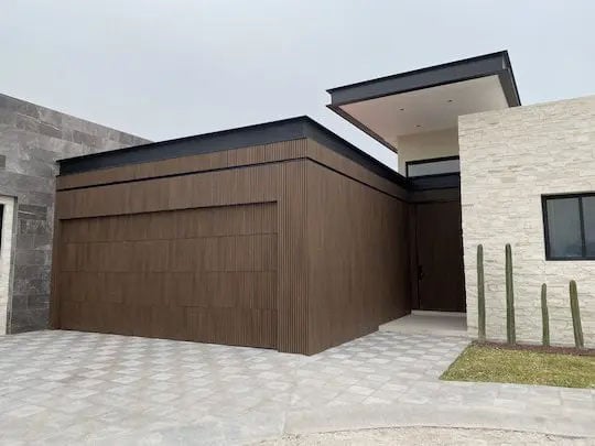 Composite Norvegian Siding #UH61 - 1’’ x 7.7’’ Ipe