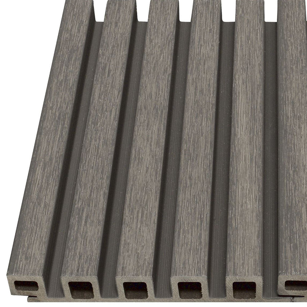 Composite Norvegian Siding #UH61 - 1’’ x 7.7’’ Silver Gray