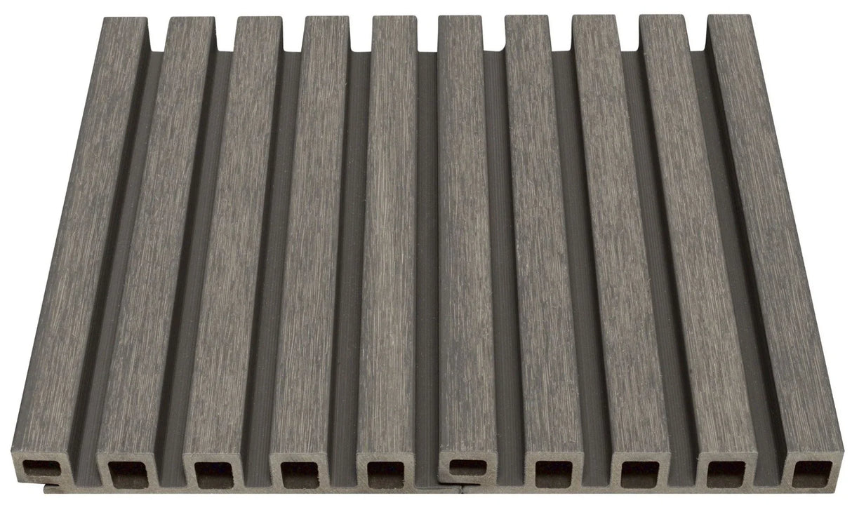 Composite Norvegian Siding #UH61 - 1’’ x 7.7’’ Silver Gray
