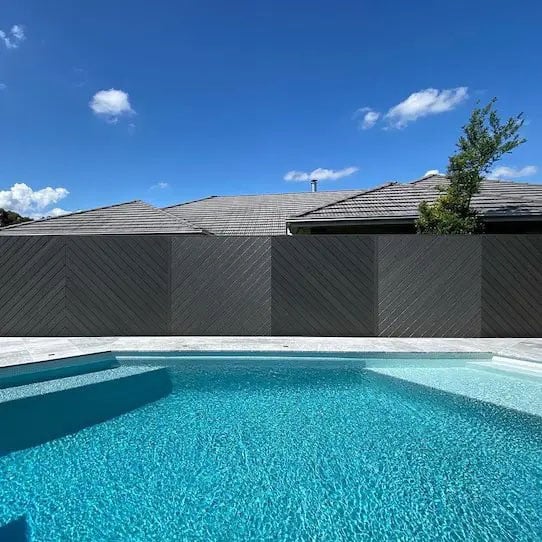 Composite Gap Siding #US31 - 1/2’’ x 5 1/2’’ Silver Gray