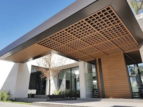 Composite Gap Siding #US31 - 1/2’’ x 5 1/2’’ Teak