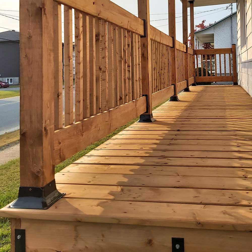 Steel base for 4"x4" post black #13048 Pylex