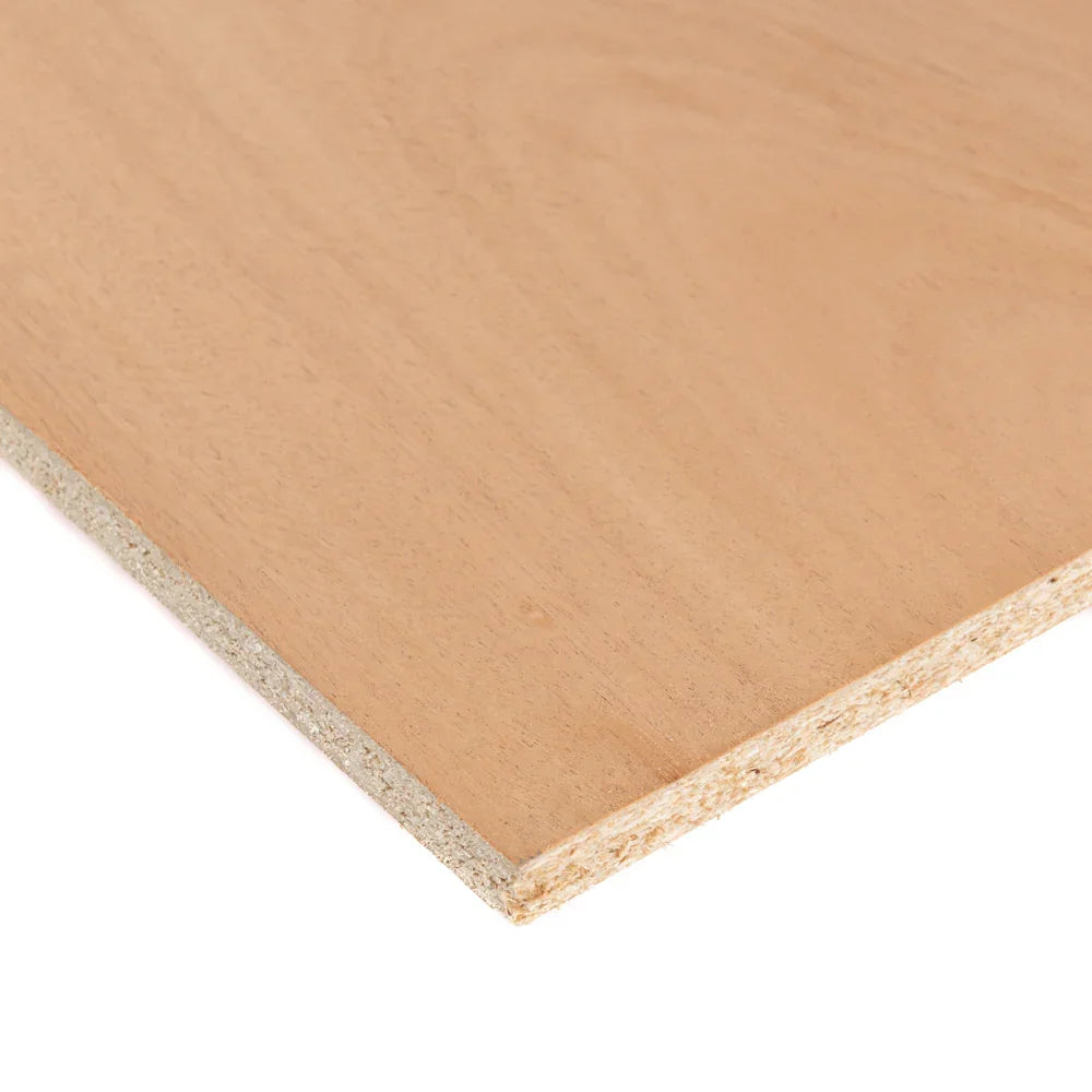 Panneaux en acajou - 4' x 8'