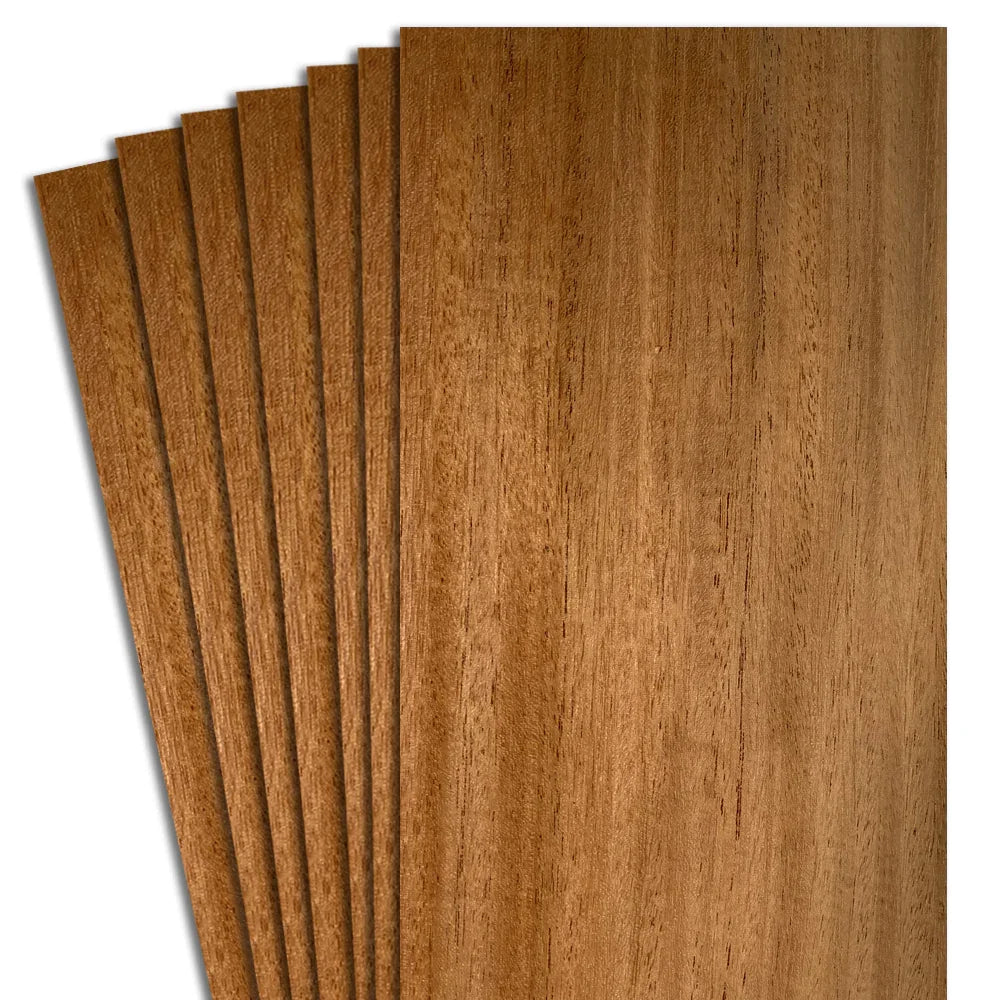 Coupon de placage en sapelli rubané 4,5’’ à 7,5’’ x 12’’ (3 p.c.)