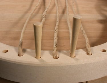 Cheville de bois pour siège