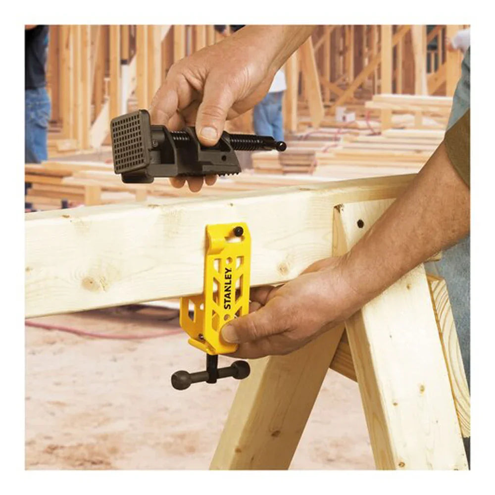 Serre joint à barre 2’’ x 4’’ 83166 - Stanley