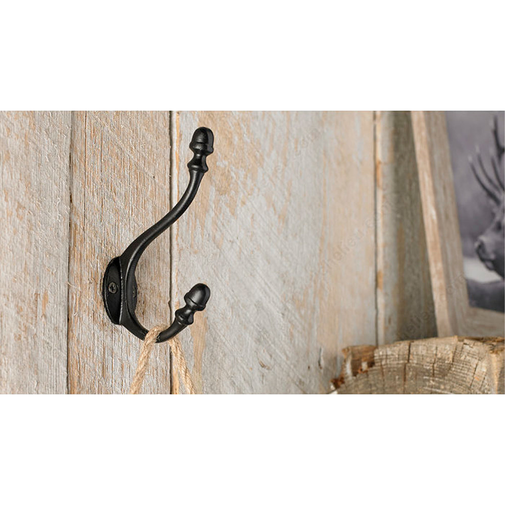 Classic forged iron hook black #5618 - Richelieu