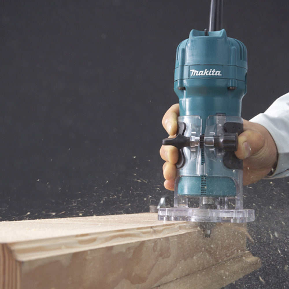 Affleureuse 1/4 po 3709 - Makita