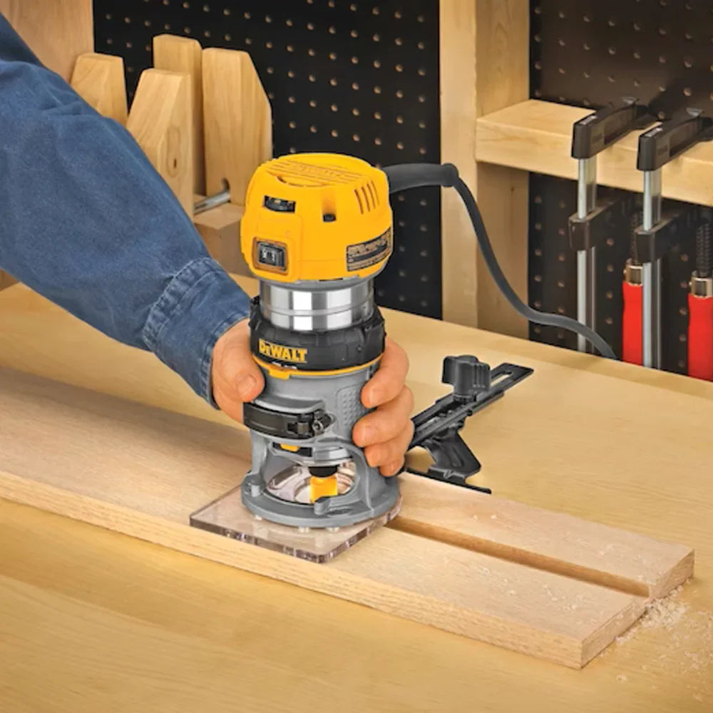 1 ¼ hp compact router #dwp611 - DeWalt