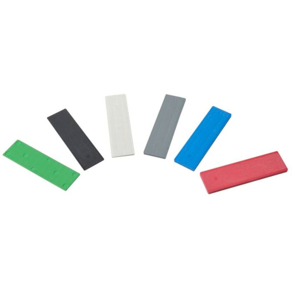 Set of 240 assorted plastic shims - Broadfix