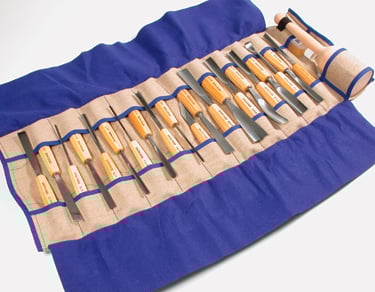 Ensemble de 25 outils de sculpture avec étui en lin - Pfeil. Fabriqué en Suisse.