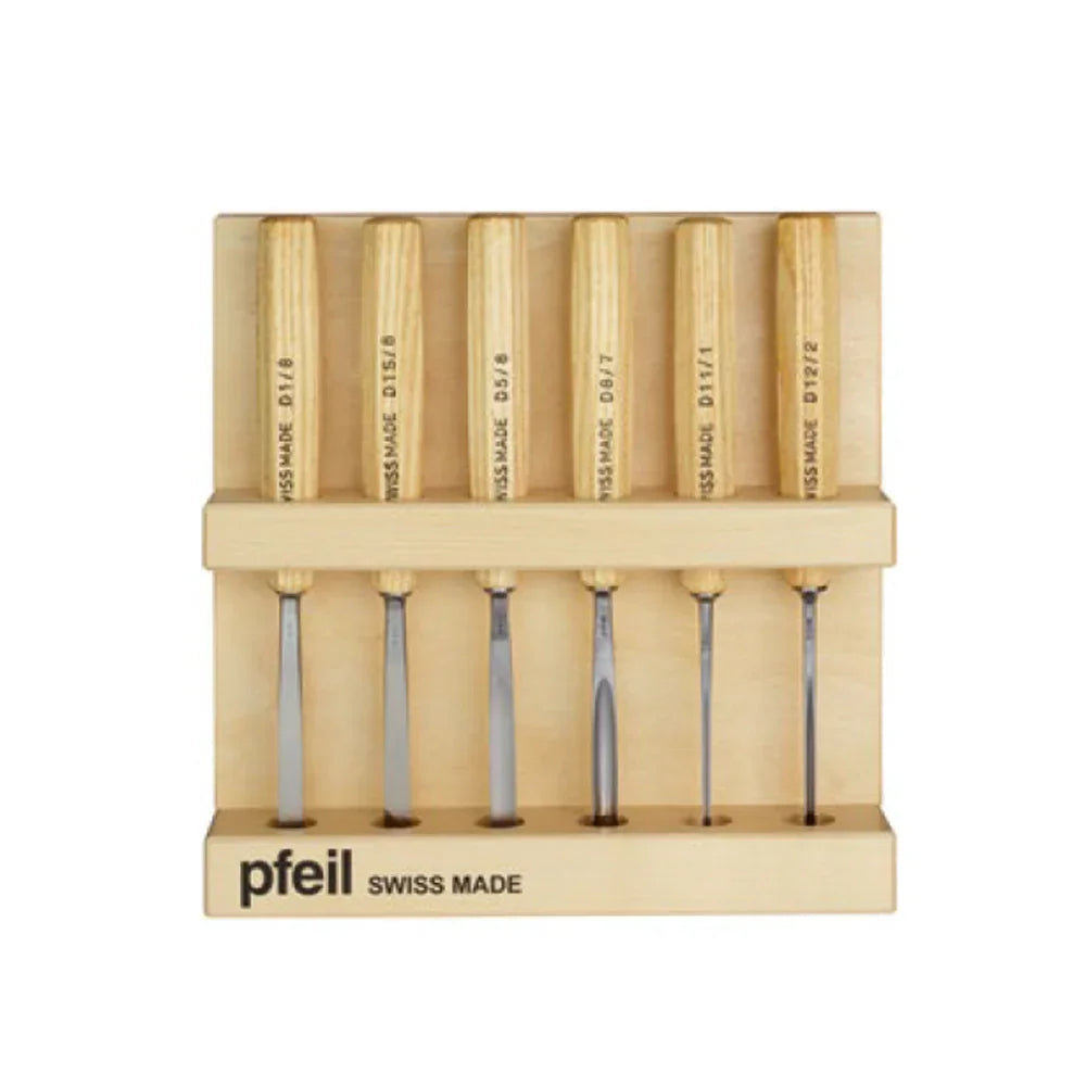 Ensemble de 6 outils de sculpture pour amateur, avec support en bois - Pfeil. Fabriqué en Suisse.