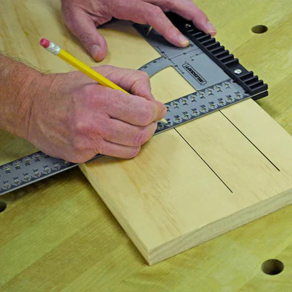 Équerre graduée 12" avec mesures impériales - Milescraft