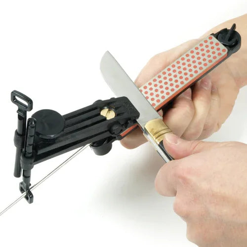 Guide d'affûtage pour couteaux DMT