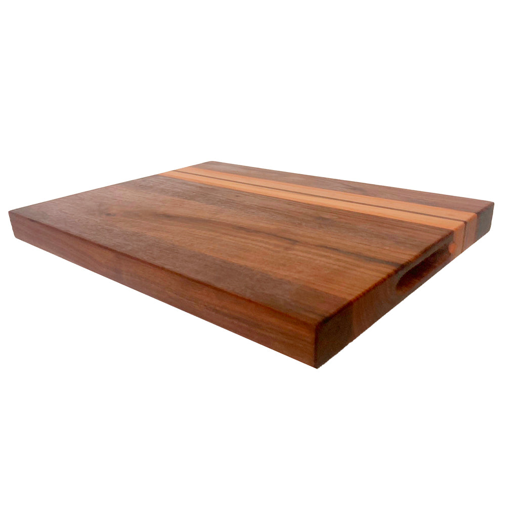 Planche à découpé en noyer avec insertion en érable et cerisier 1 1/4" x 12" x 16"