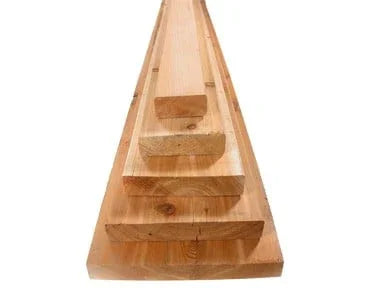 Cèdre rouge Sélection Patio 4" x 4" nominale (3 1/2'' x 3 1/2'' réelle)