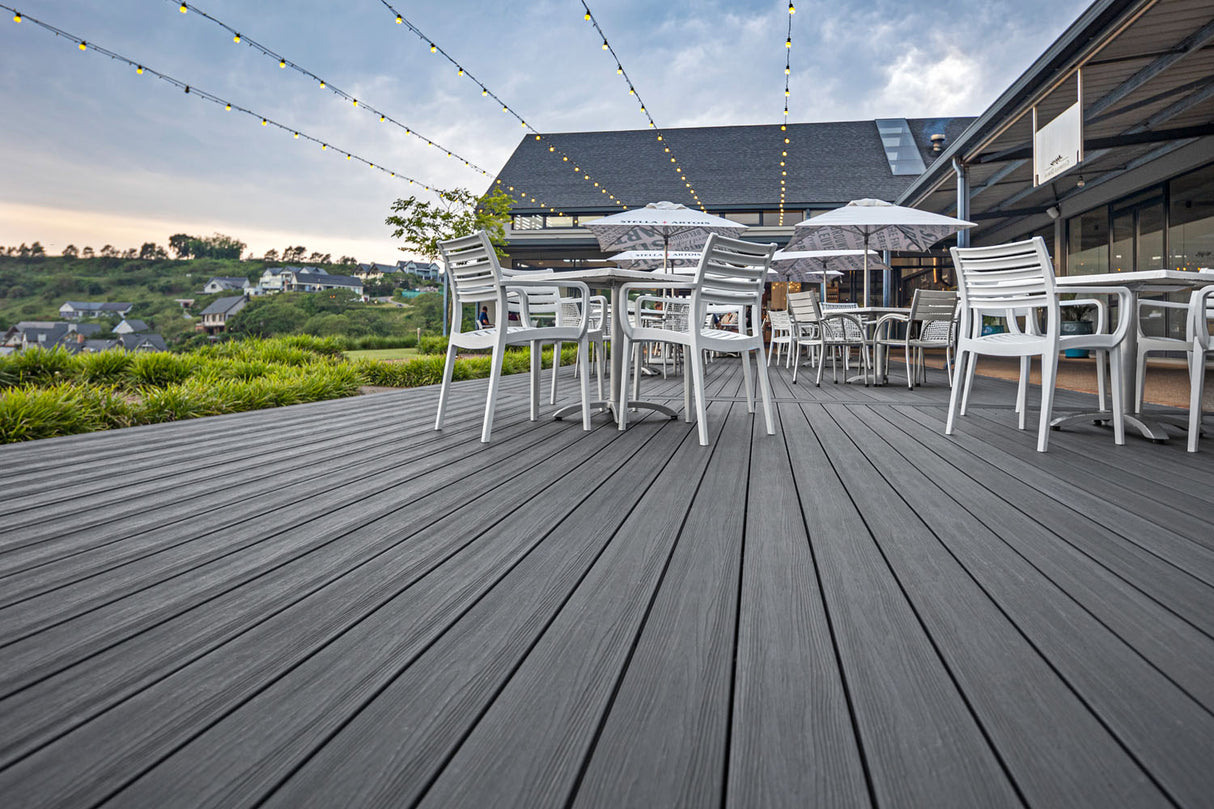 Planche de terrasse de départ en Composite 1"x6"x20' (0,9"x5,35"x20') Eva-Last Infinity - Concrete Grey