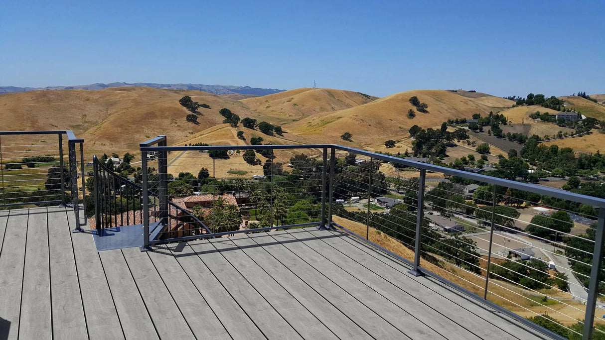 Starter Decking Board 1"x6"x20' (0,826"x5,7"x20’) Eva-Last PVC Pioneer - Weathered Ash