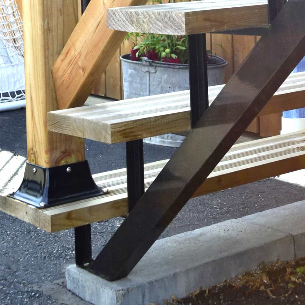 Black steel stair stringer - Pylex