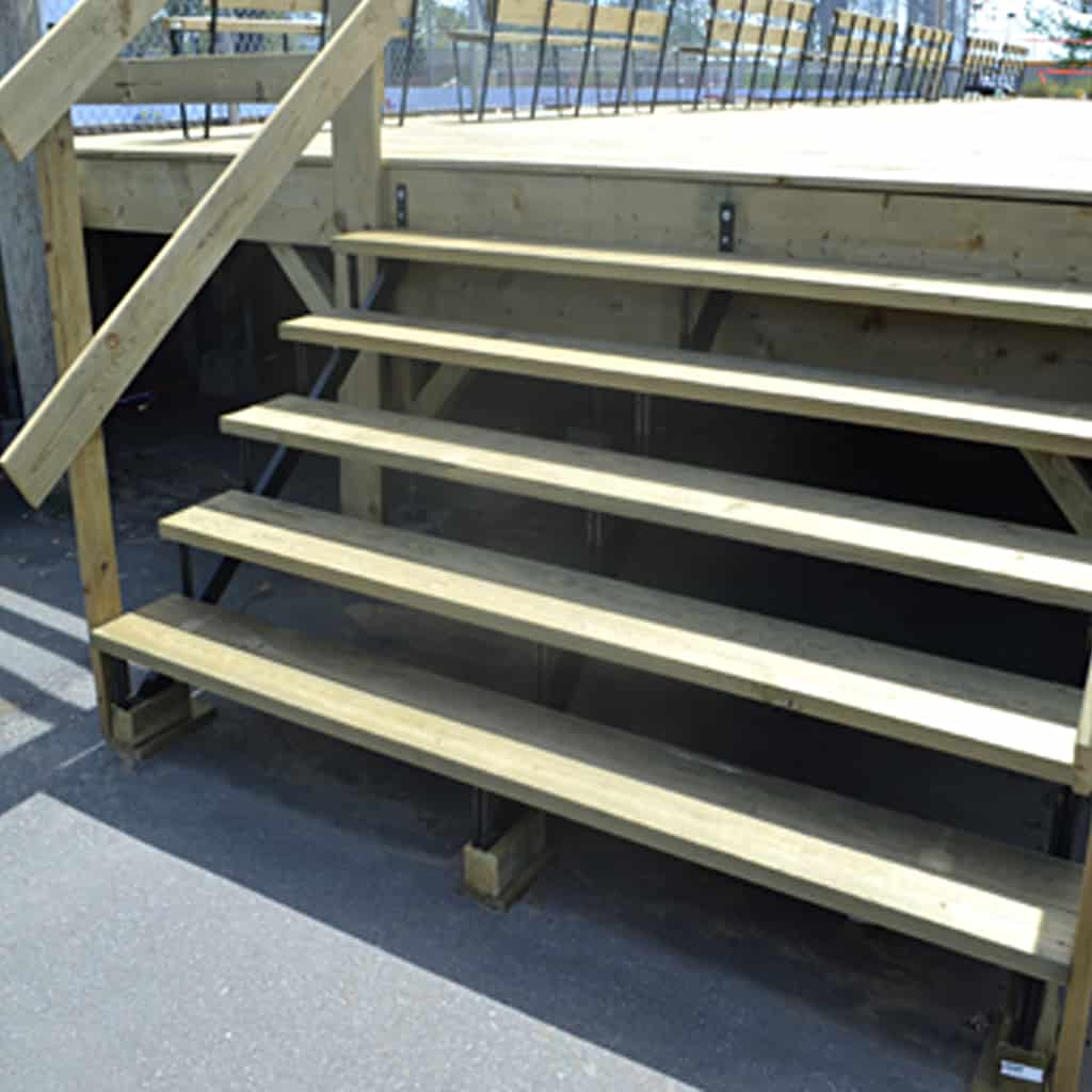 Black steel stair stringer - Pylex