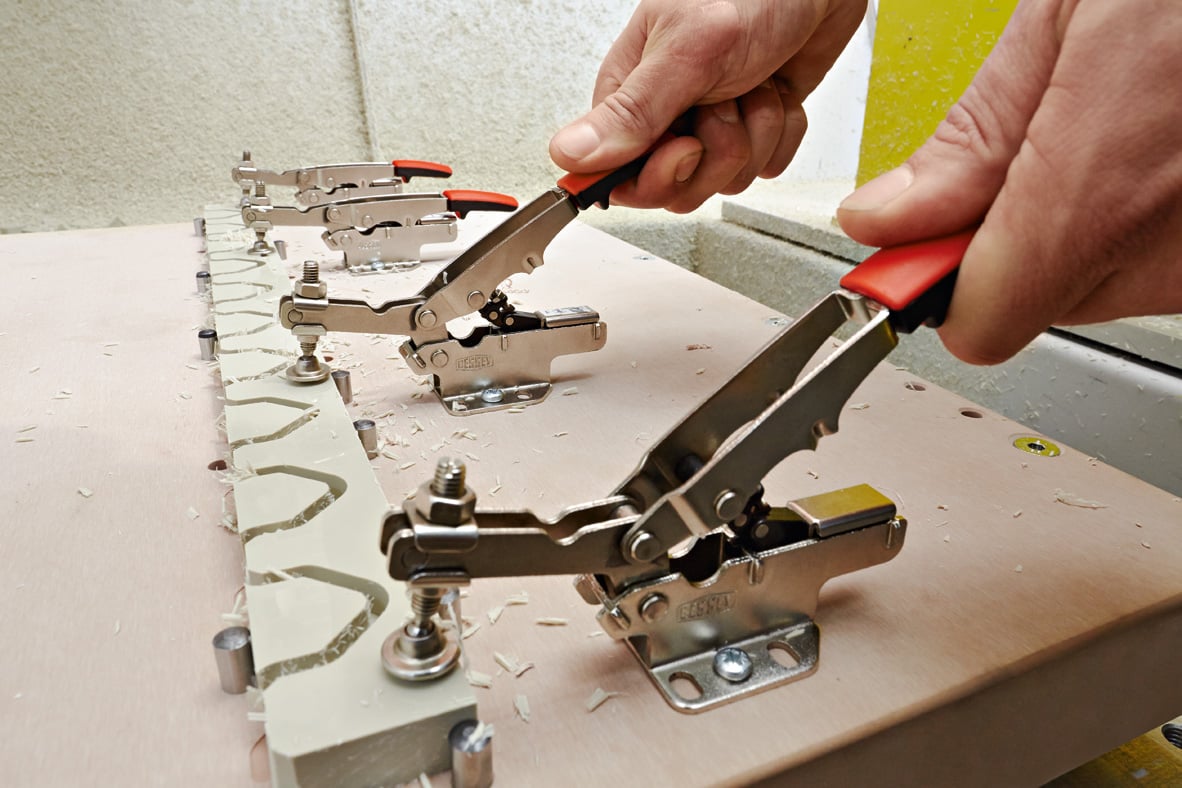 Auto‑Adjust Toggle Clamp, Horizontal STC-HH - Bessey