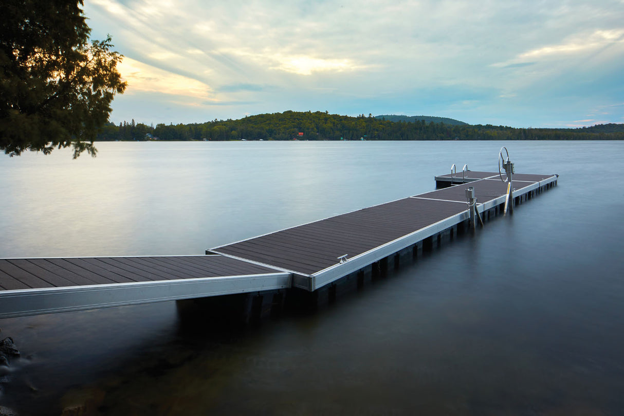 Riser 3/4" x 7 1/4" x 12' TimberTech Advanced PVC Vintage - Dark Hickory