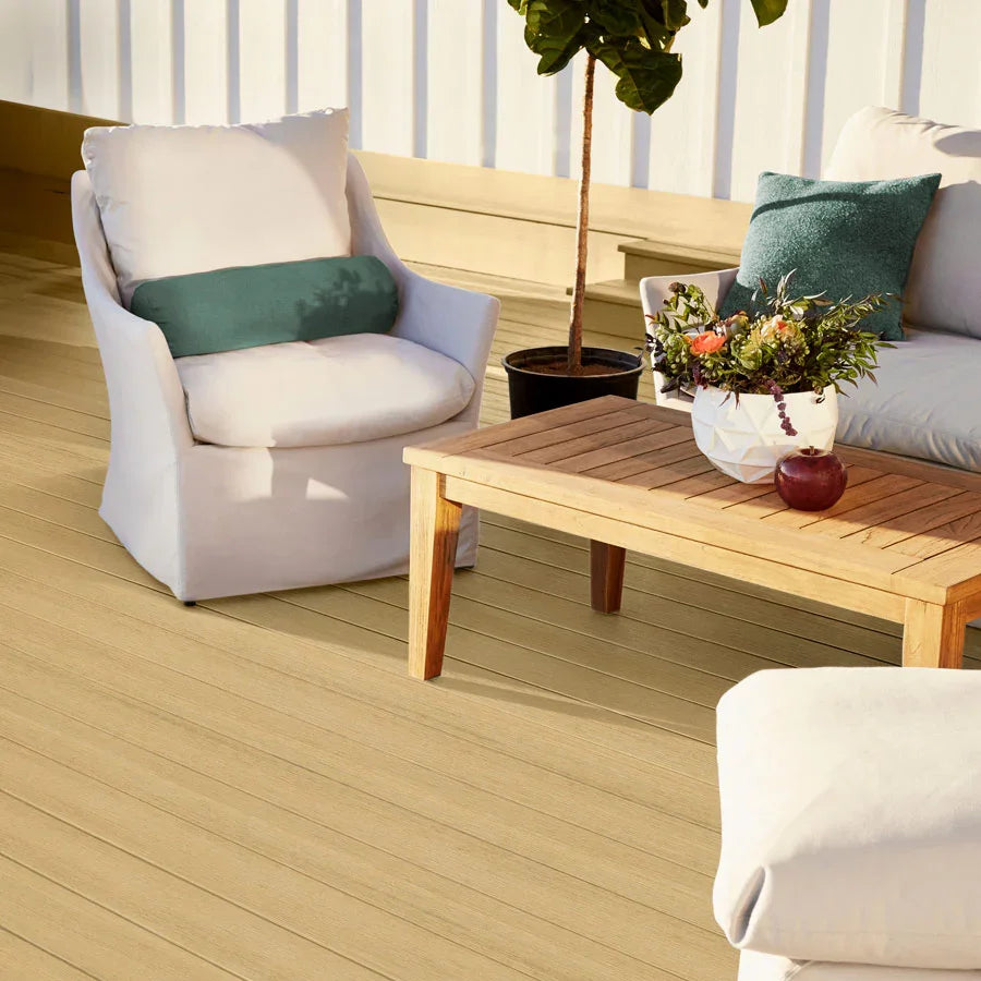 Fascia de terrasse en Composite 1/2" x 11 3/4" x 12' TimberTech Terrain+ - Natural White Oak