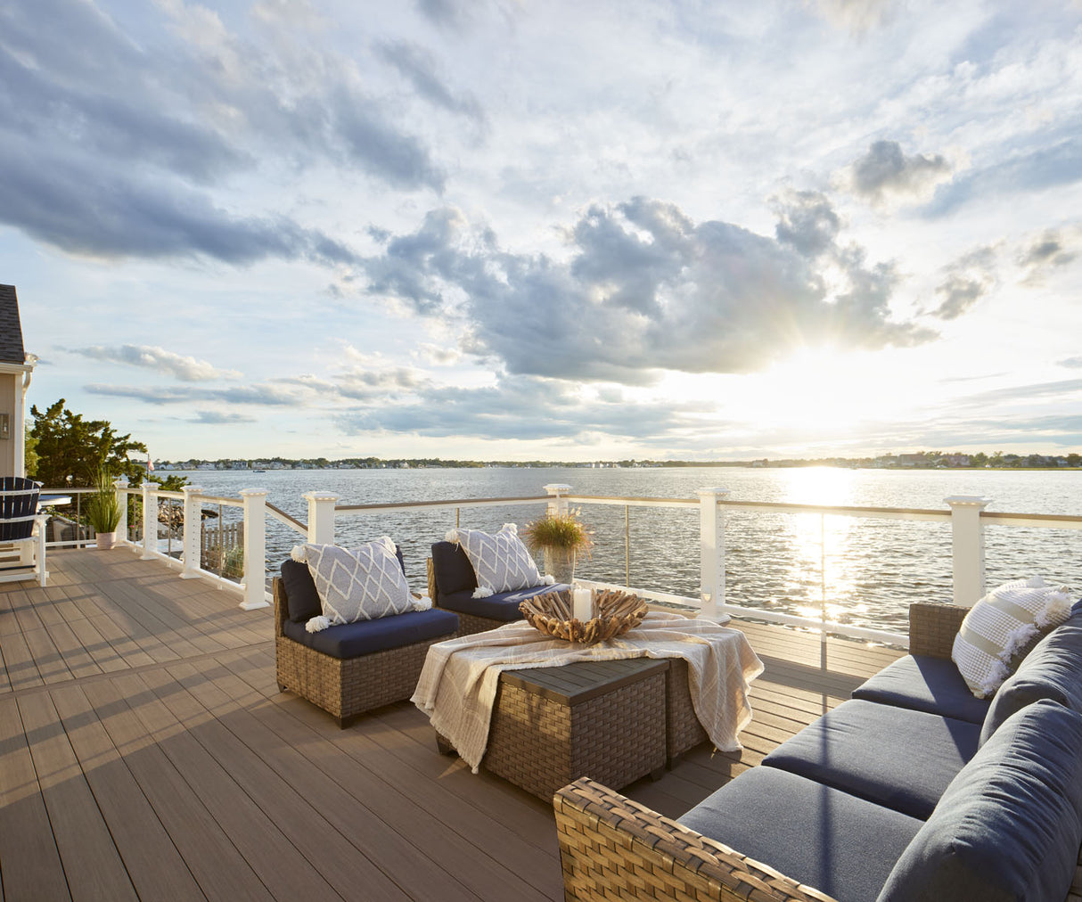 Contremarche de terrasse en PVC Avancé 3/4"x7 1/4"x12' TimberTech Vintage - Coastline