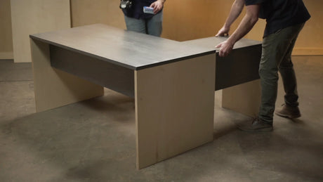 Fabriquer un retour de bureau de travail