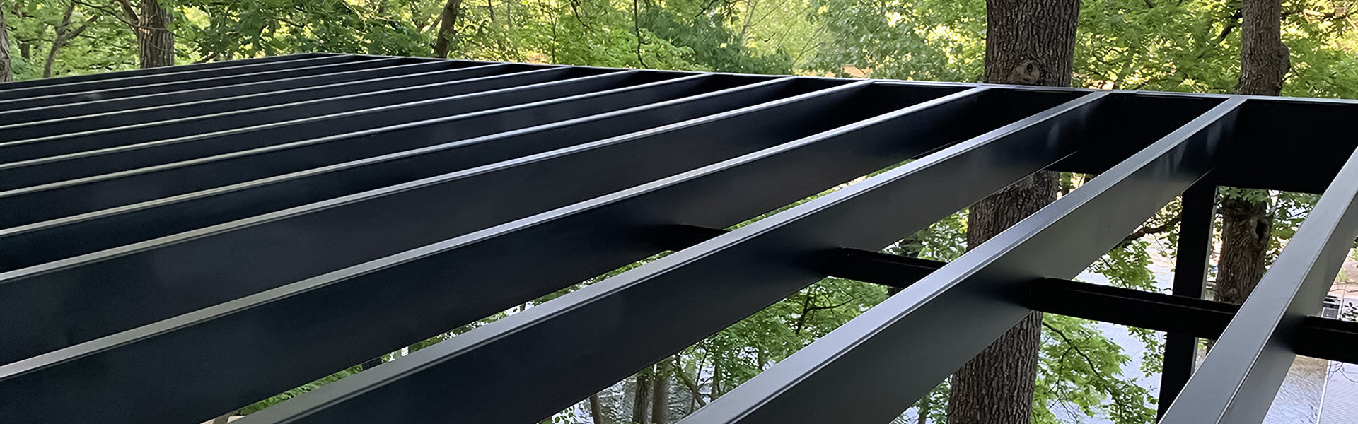 Structure d'acier pour terrasse