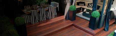 Terrasse en bois exotique IPE avec salle à manger extérieure et salon jardin moderne