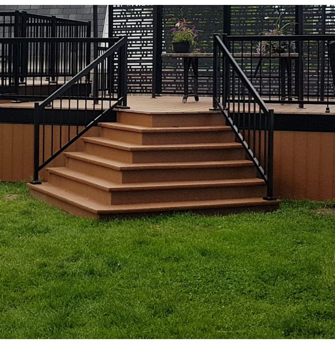 Plastic treads 1 ½’’ x 11 ½’’ x 48’’ Cedarwood - Dekavie
