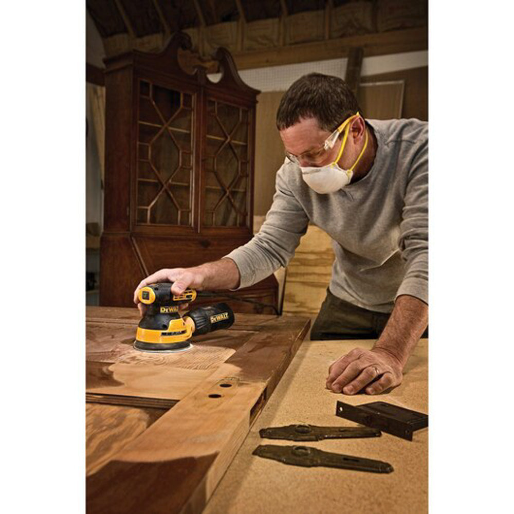 Dewalt 5’’ orbital sander #DWE6423K
