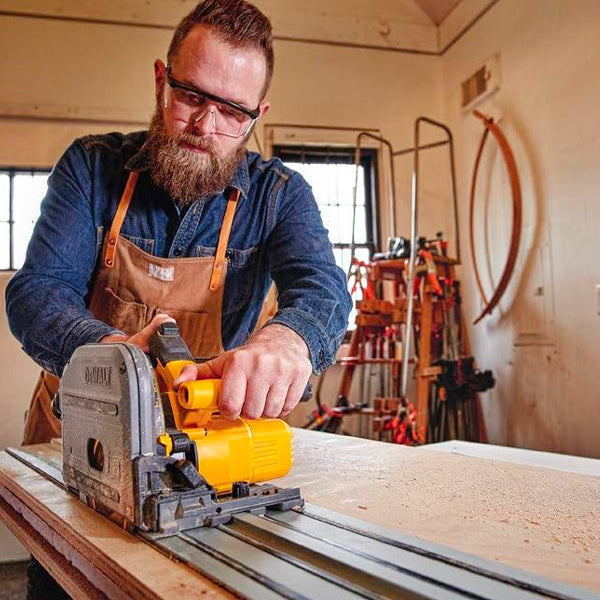 Track Saw 60v- 6 ½’’ #DCS520B - DeWalt