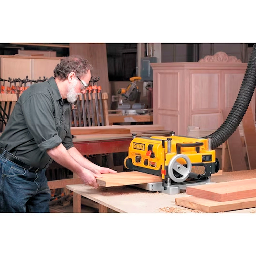 13'' Three Knife, Two Speed Thickness Planer - Dewalt