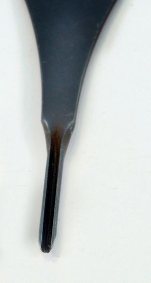 Gouge de sculpture creuse  #9, 3/64" micro - Flexcut