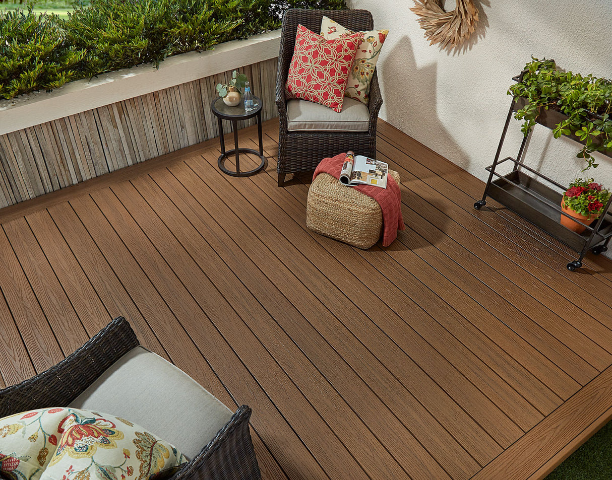 Planche de terrasse carrée en Composite 1" x 6" x 20' Fiberon Good Life Escapes - Tuscan Villa