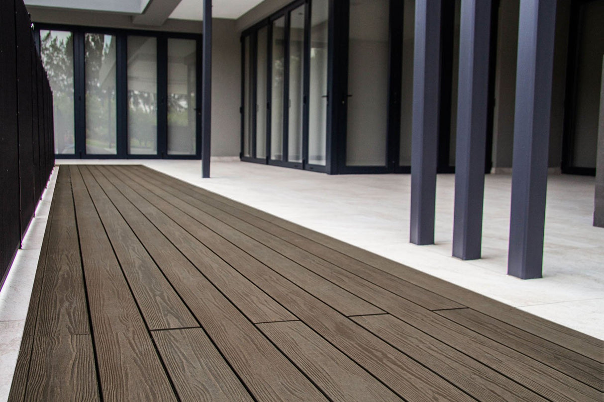 Grooved Decking Board 1"x6" (0,945"x5,5") Eva-Last PVC Apex Plus - Brazilian Teak