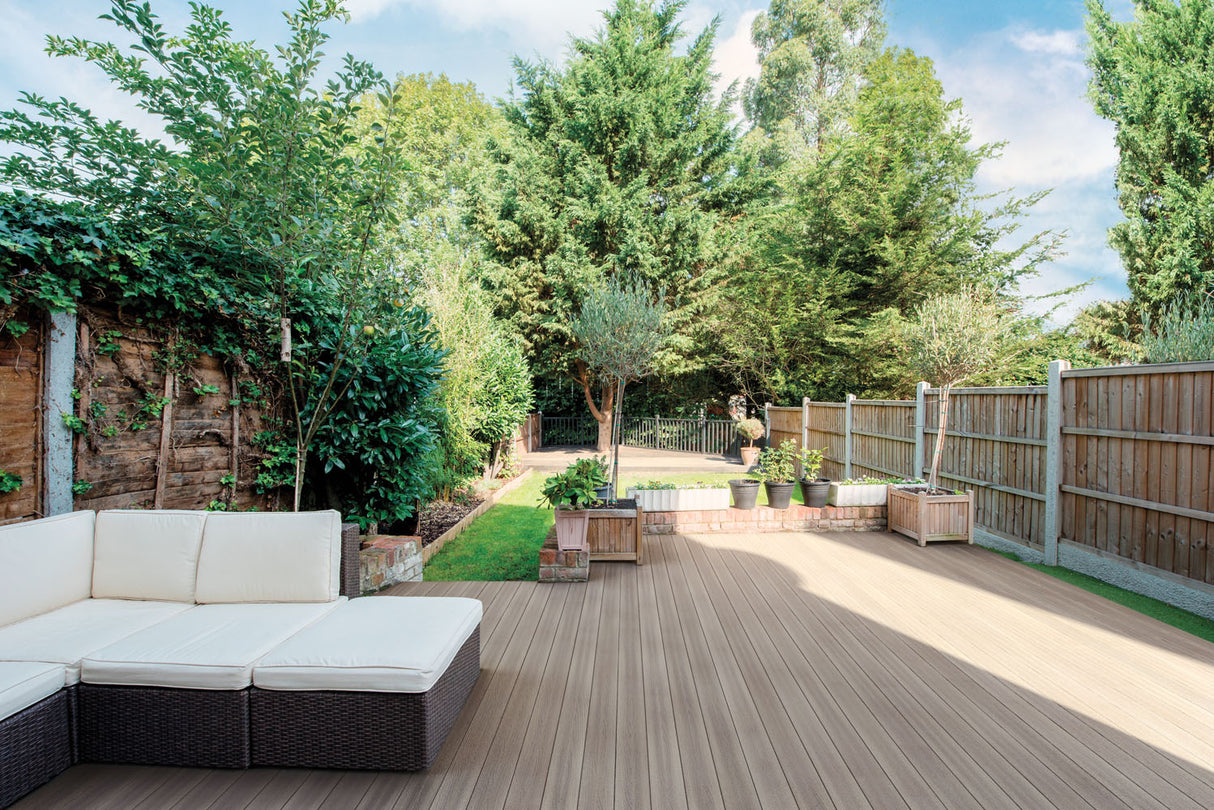 Planche de terrasse carrée en Composite 1" x 6" x 20' Fiberon Good Life Escapes - Cabana